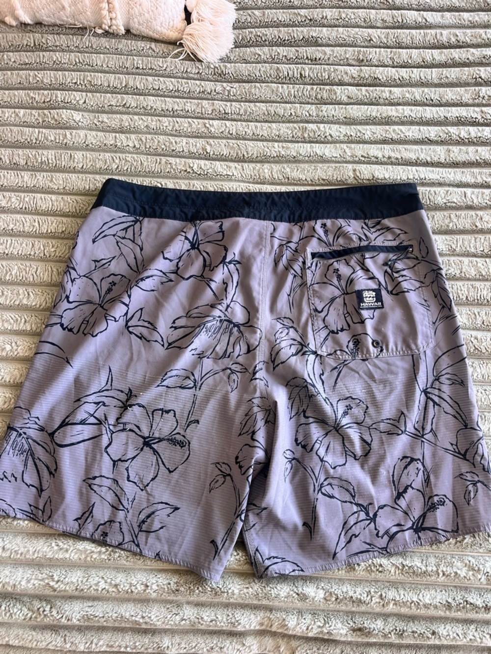 Billabong Men's Swim Trunks- Size 38 - Picture 6 of 8